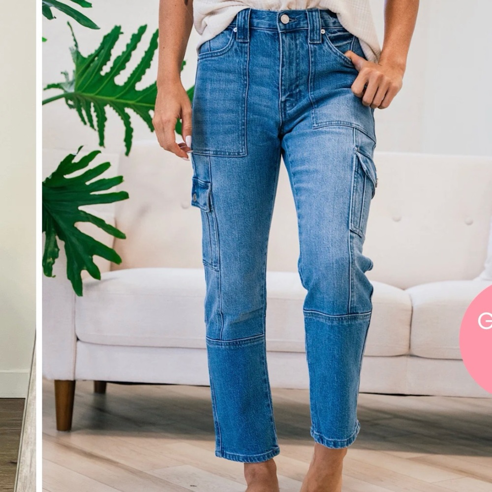 Kancan Avery 2.0 cargo jeans size 27 medium wash